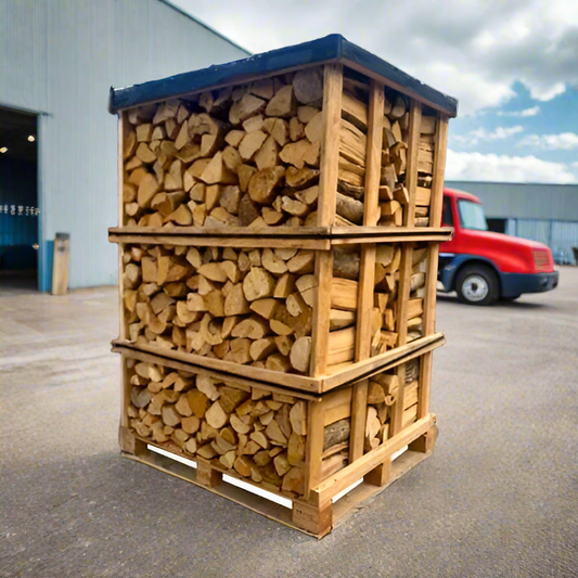 Bûches de bois de chauffage sèches de 40 cm sur une palette (2,7 mètres cubes)